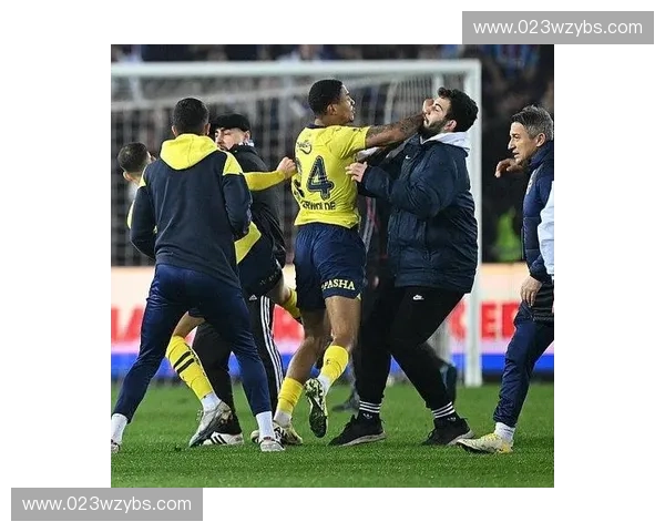 土耳其足球联赛崛起之路与伊斯坦布尔豪门争霸格局解析全景观察